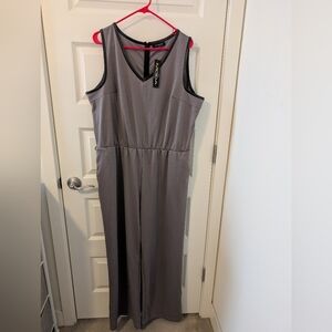 MODA Jumpsuit Gray Sleeveless Black Trim Pockets NWT Plus Size XXL